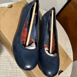 Born Navy Women's Flats